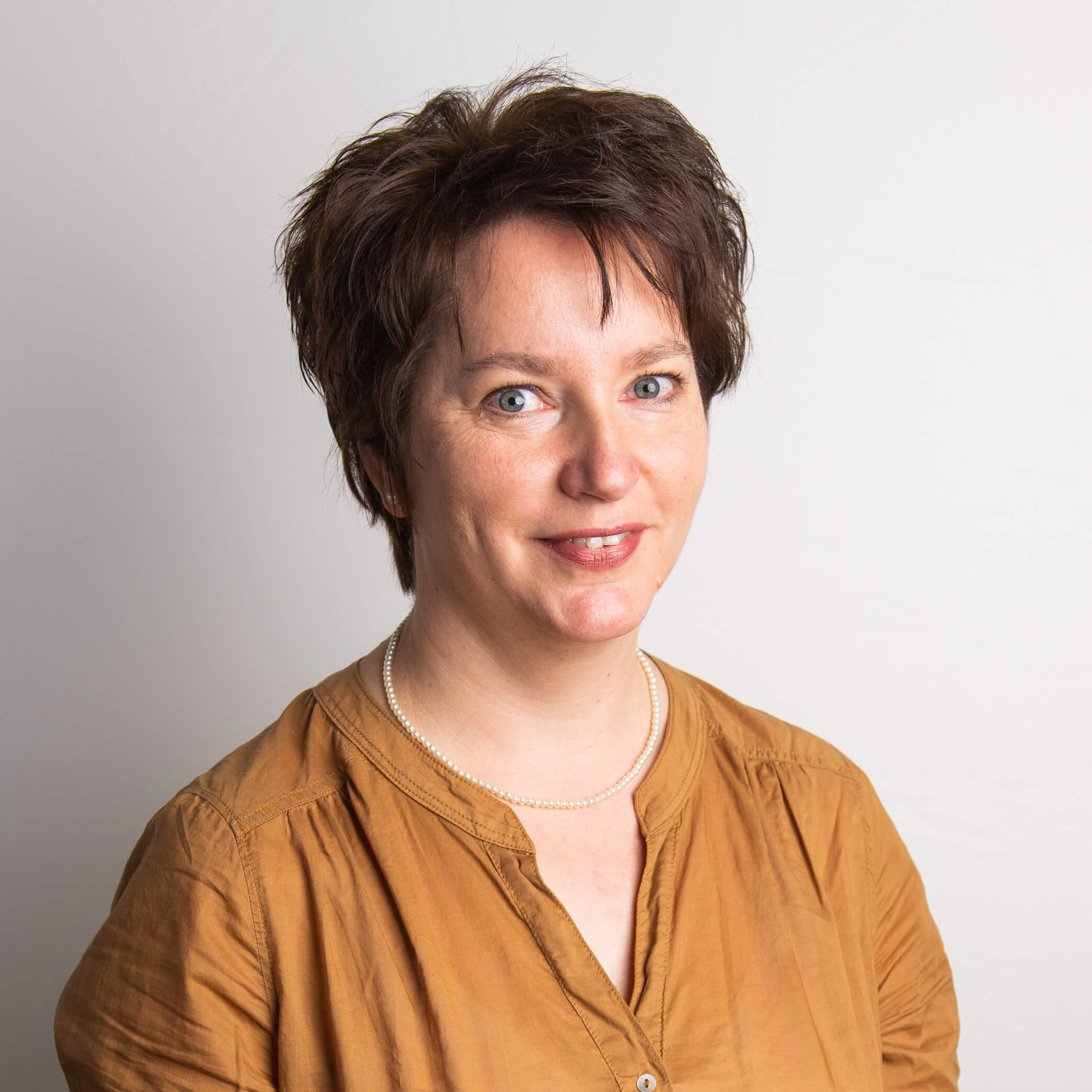 https://www.haar-werk.ch/wp-content/uploads/2020/12/Erika-Trachsel.jpg