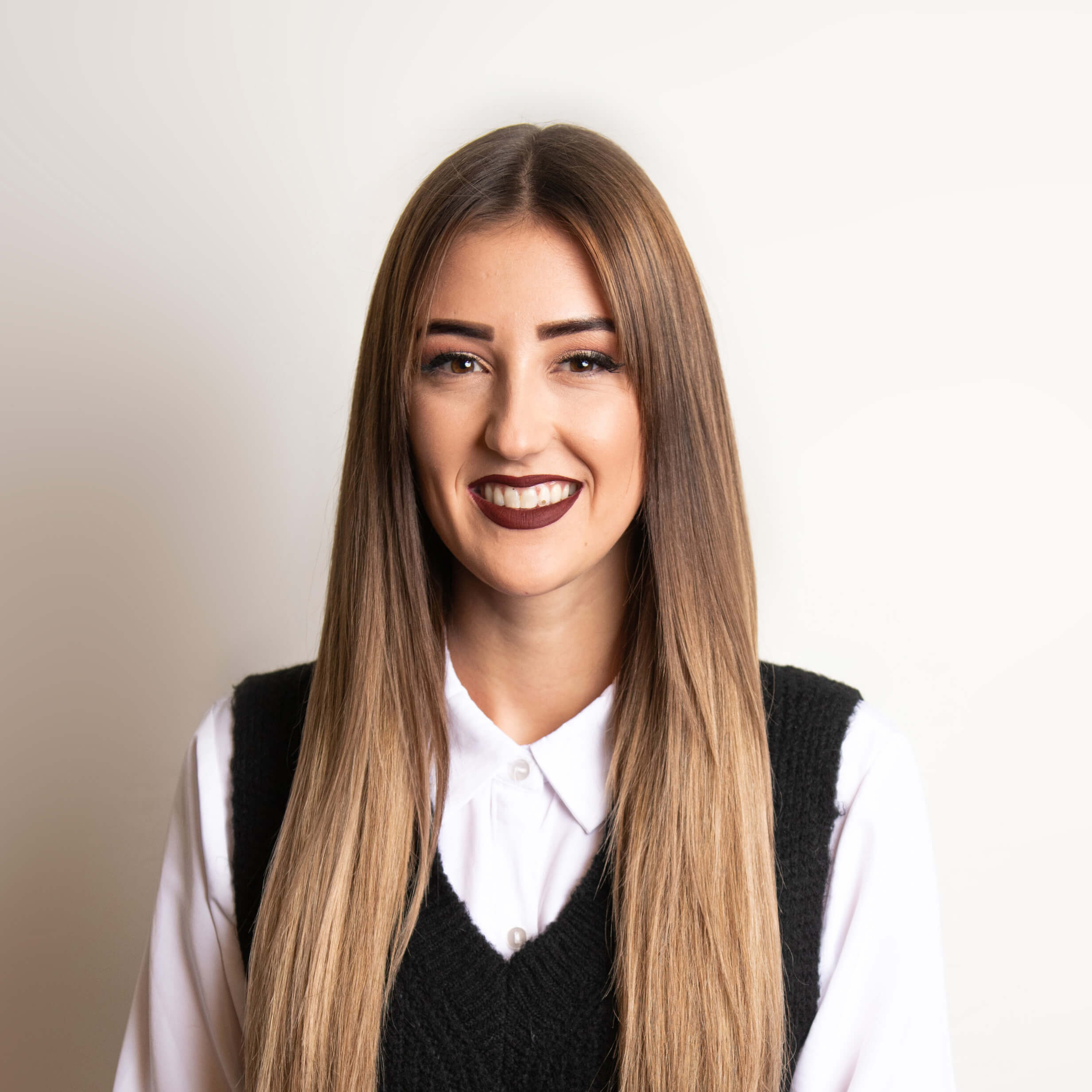 https://www.haar-werk.ch/wp-content/uploads/2020/12/Livia-Seiler.jpg