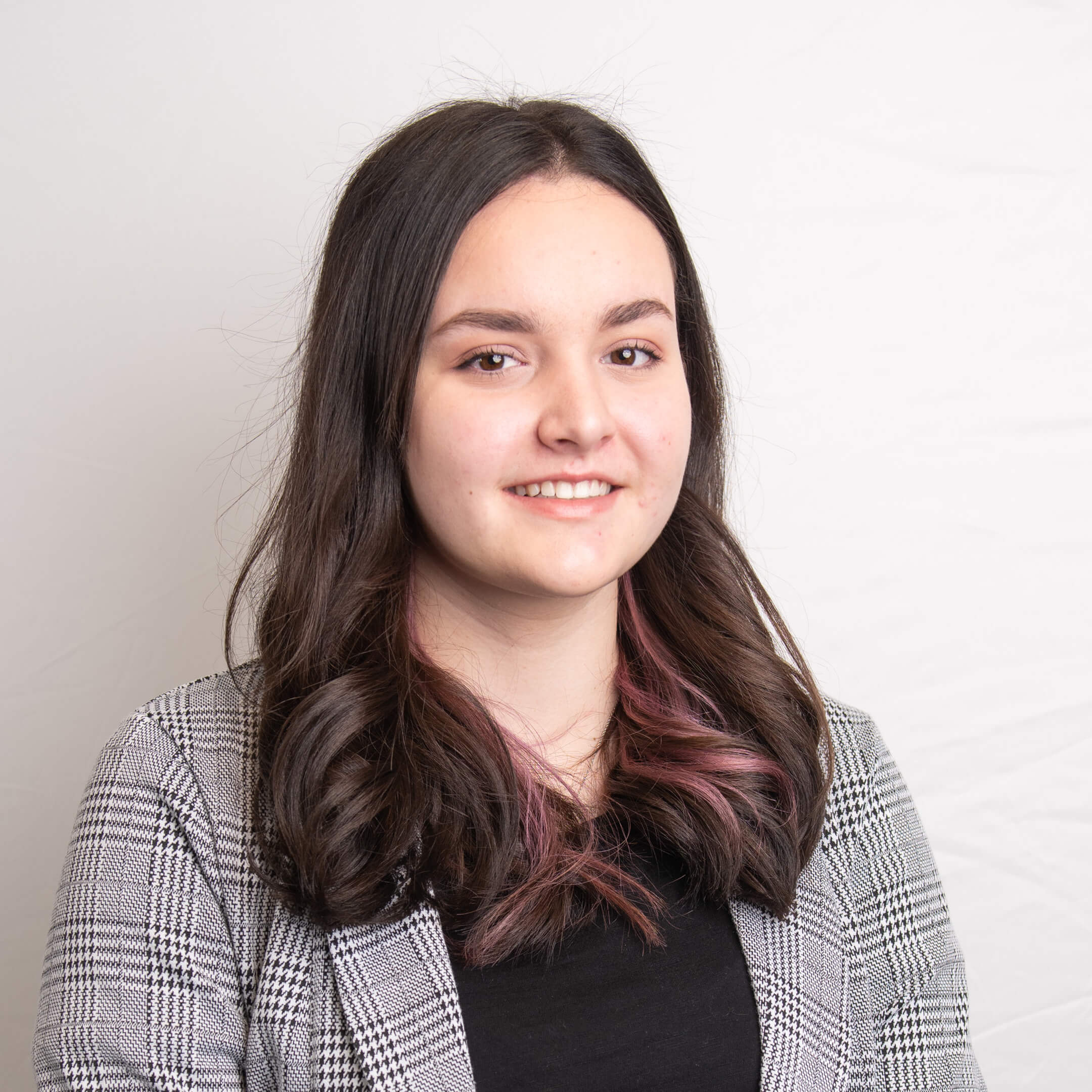 https://www.haar-werk.ch/wp-content/uploads/2021/01/Luana-Kunz.jpg