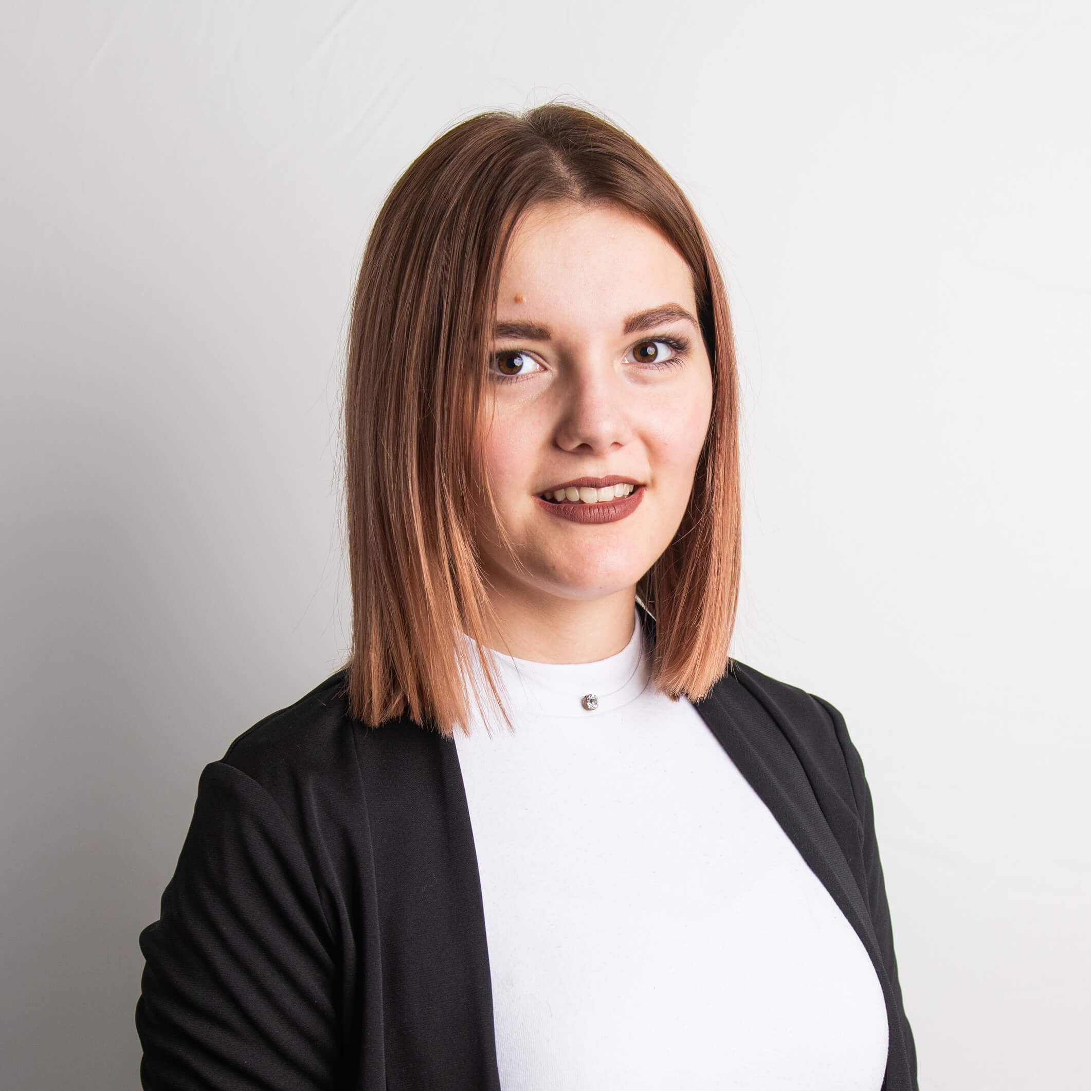 https://www.haar-werk.ch/wp-content/uploads/2021/01/Melanie-Zybach.jpg