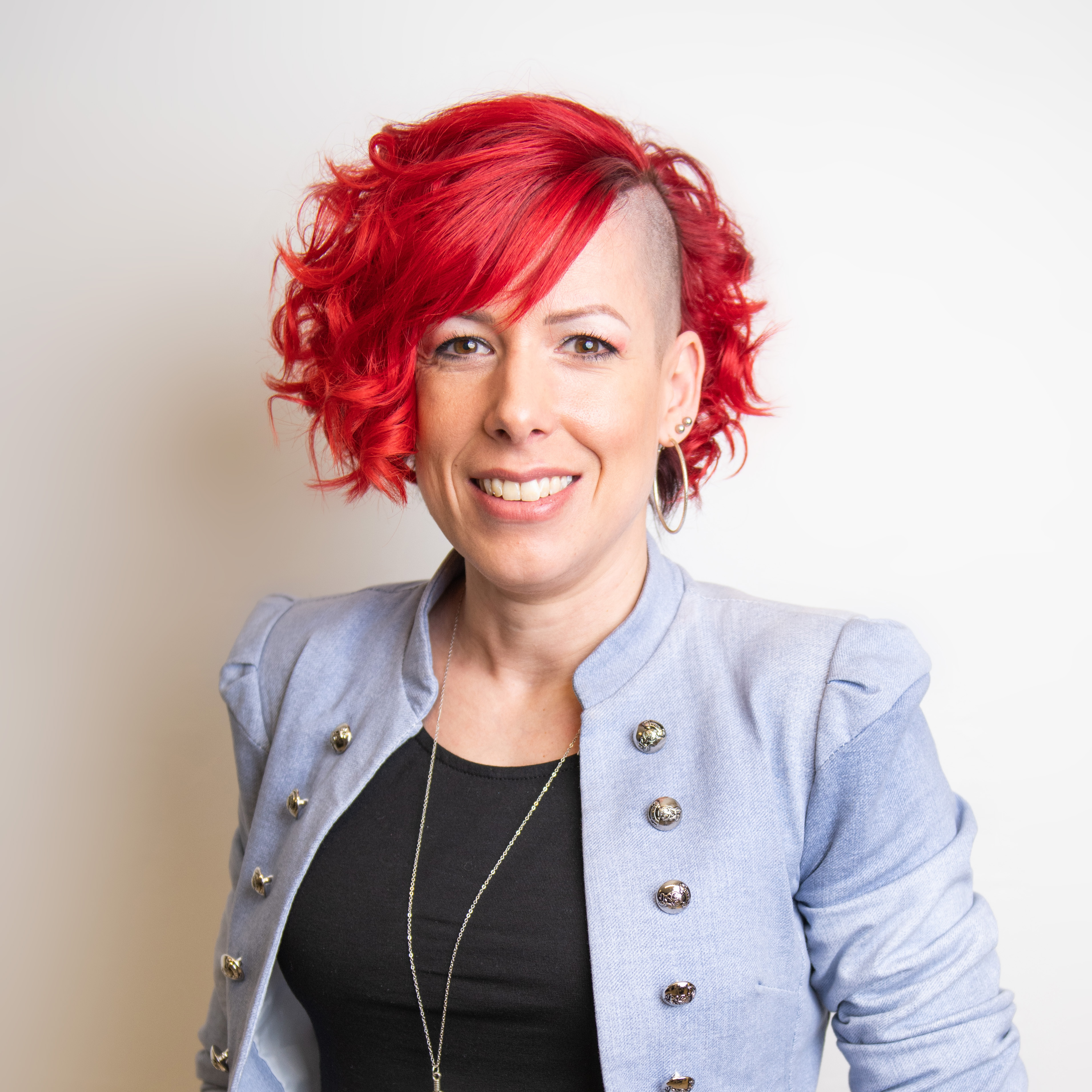 https://www.haar-werk.ch/wp-content/uploads/2021/08/Daniela-Balzli.jpg