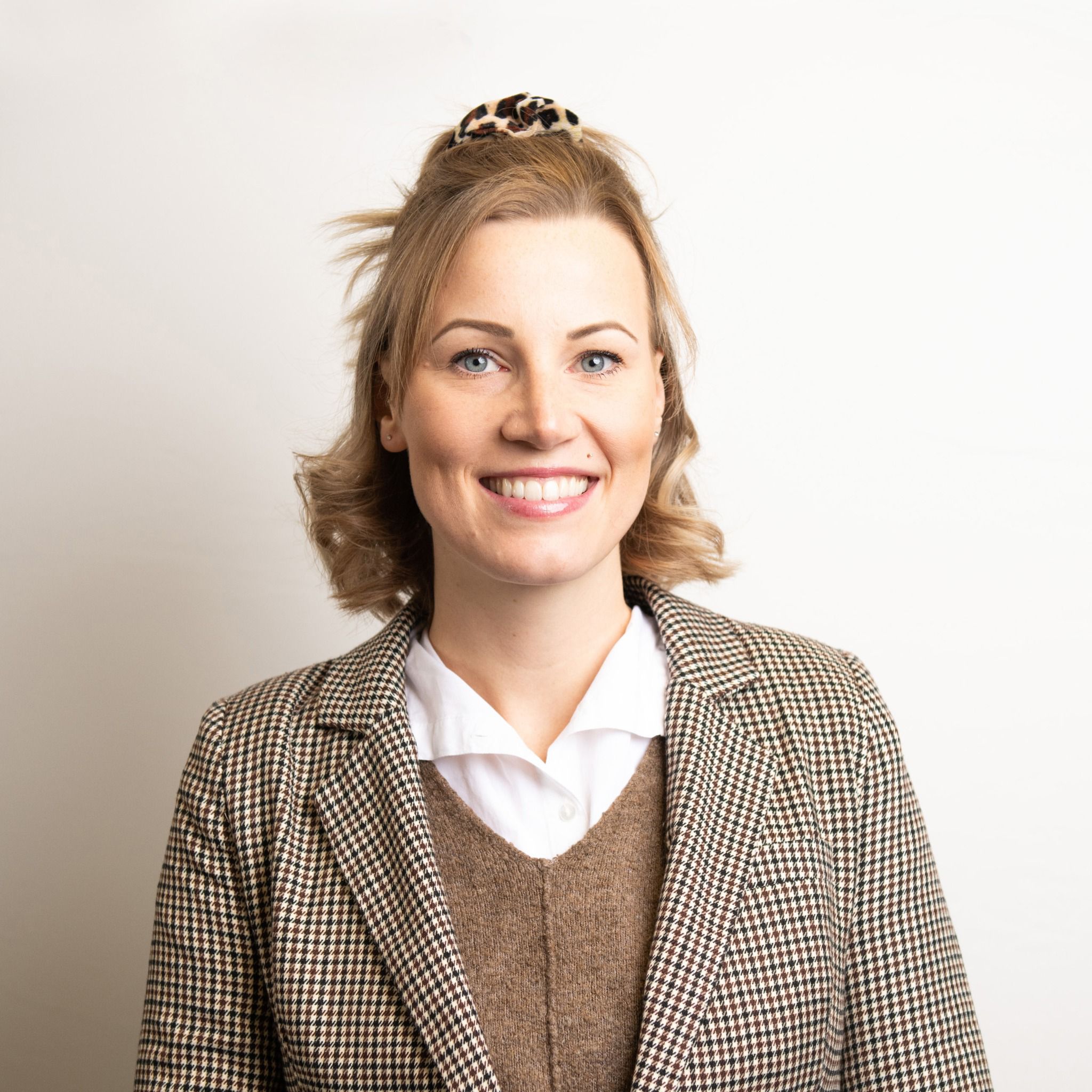 https://www.haar-werk.ch/wp-content/uploads/2022/01/Daniela-Hess.jpeg
