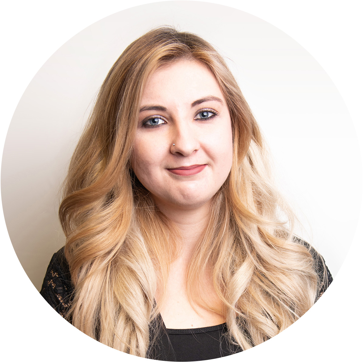 https://www.haar-werk.ch/wp-content/uploads/2022/01/Sabine-Kuenzi.jpg