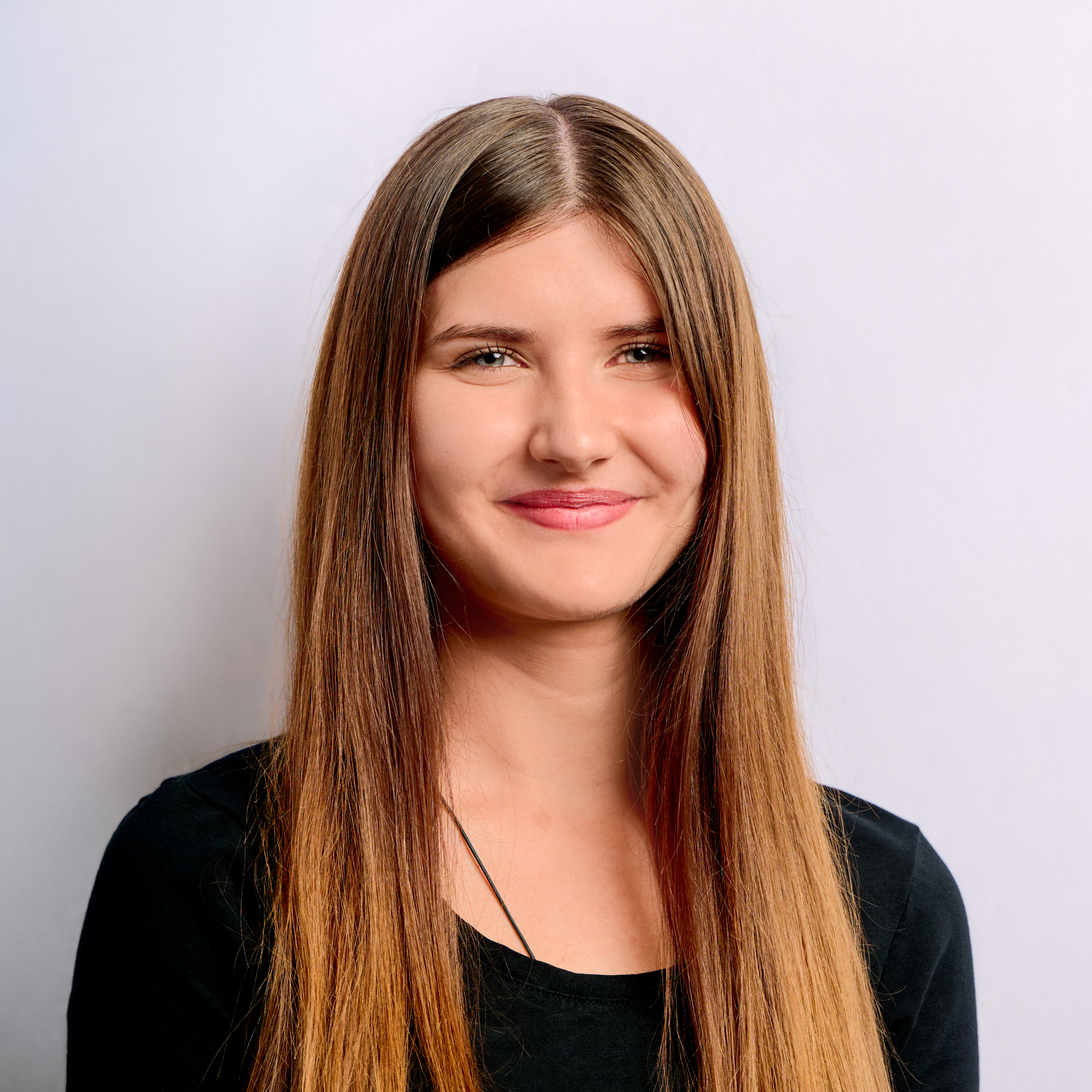 https://www.haar-werk.ch/wp-content/uploads/2022/09/Michelle-Haldimann-1.jpg