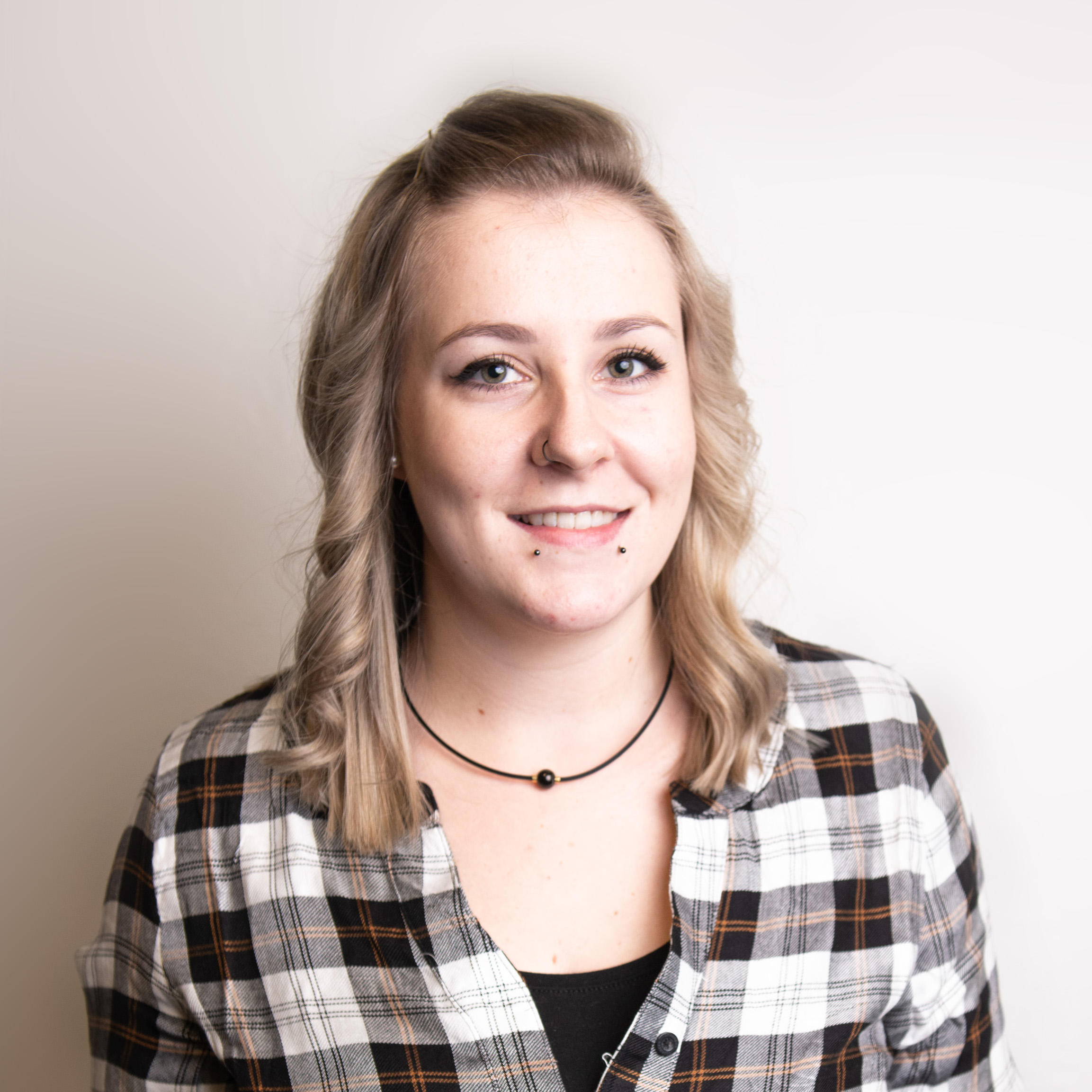 https://www.haar-werk.ch/wp-content/uploads/2023/06/Corina-Aebersold.jpg