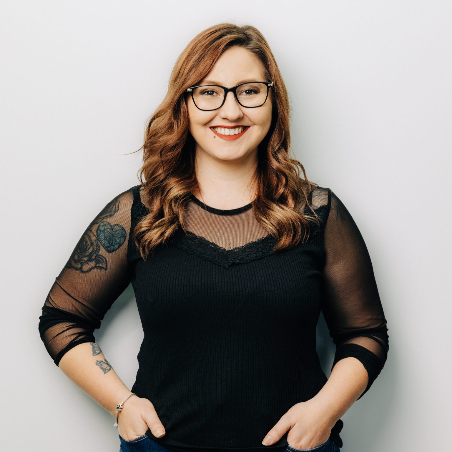 Samantha Bernet https://www.haar-werk.ch/wp-content/uploads/2026/02/Samantha-Bernet-1536x1536.jpg